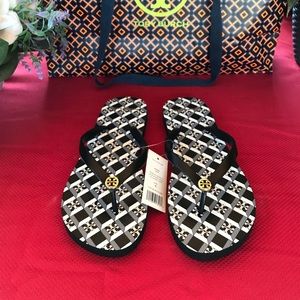 NWT Tory Burch Black/Geo Logo Allover Sandals Size 8
